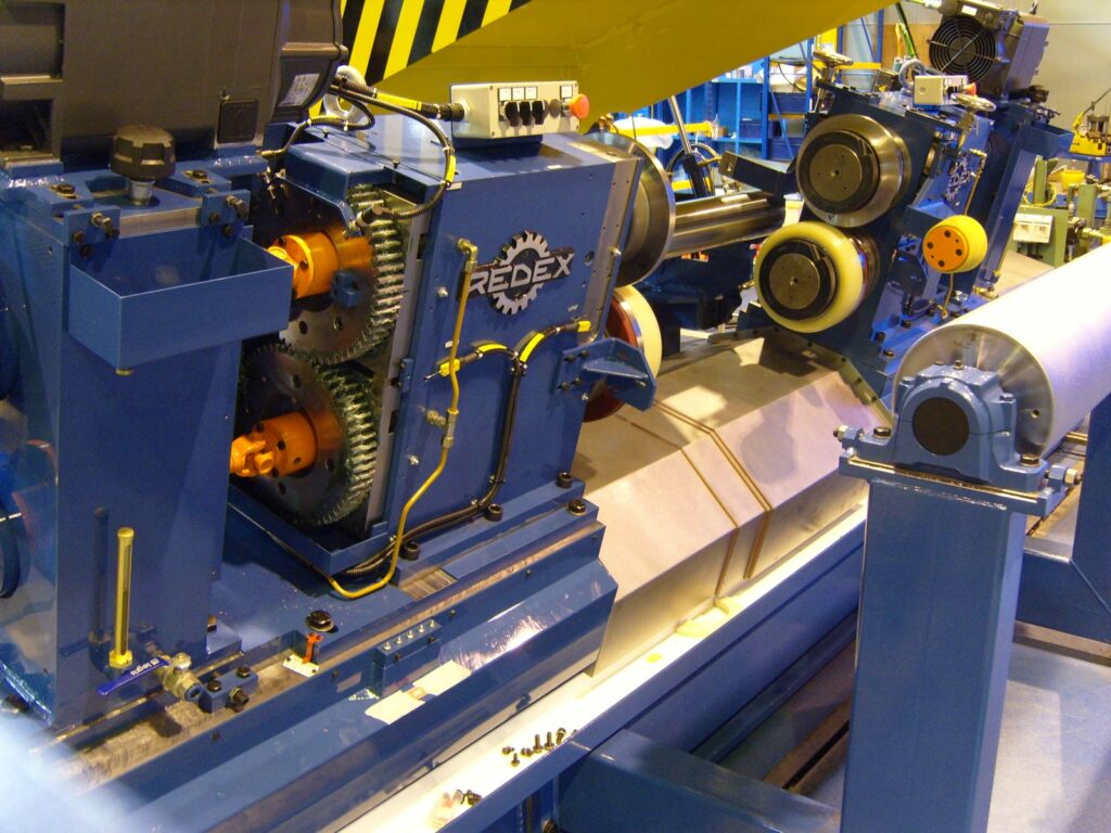 Precision edge trimming section Redex Group